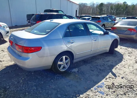 2005 Honda Accord 2.4 Ex z USA, uszkodzony, nr VIN 1HGCM56805A171832